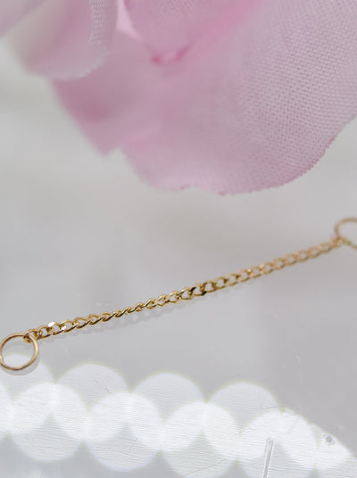 thin gold chain for body piercing