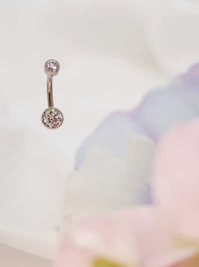 navel bezel belly button ring in clear cz 